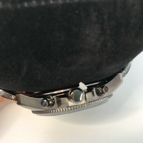 New VERSUS VERSACE Gents Griffith Watch VSPZZ062 - Picture 8 of 13